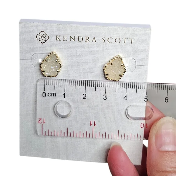 Kendra Scott Tessa Druzy Teardrop Cream Crystal Stud Earrings in Gold Setting - Picture 4 of 5